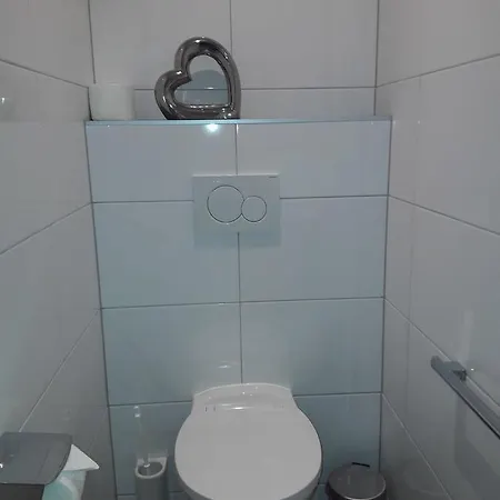 Sissy Apartament See